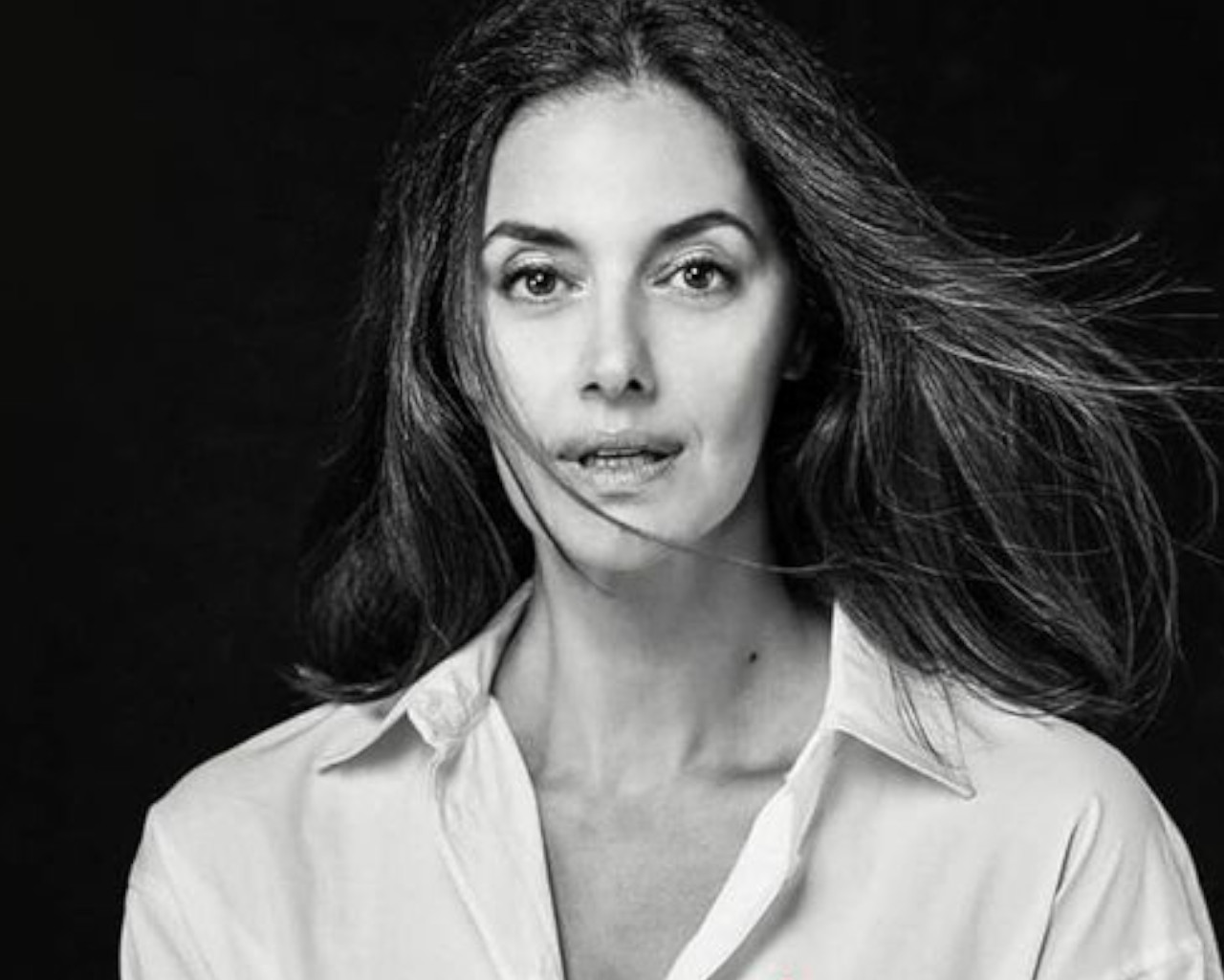 Νόνη Δούνια: «Θεωρώ ότι η εικόνα μιας νέας γυναίκας είναι πολύ επιτηδευμένη και φτιαγμένη - Κάπου όμως πρέπει να έχουμε ένα μέτρο»