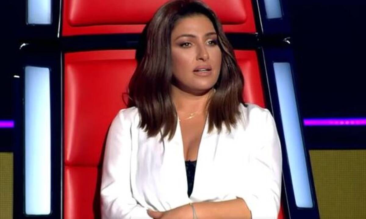 Έλενα Παπαρίζου: «Με αγαπάω έτσι όπως είμαι και με τα ελαττώματα μου»