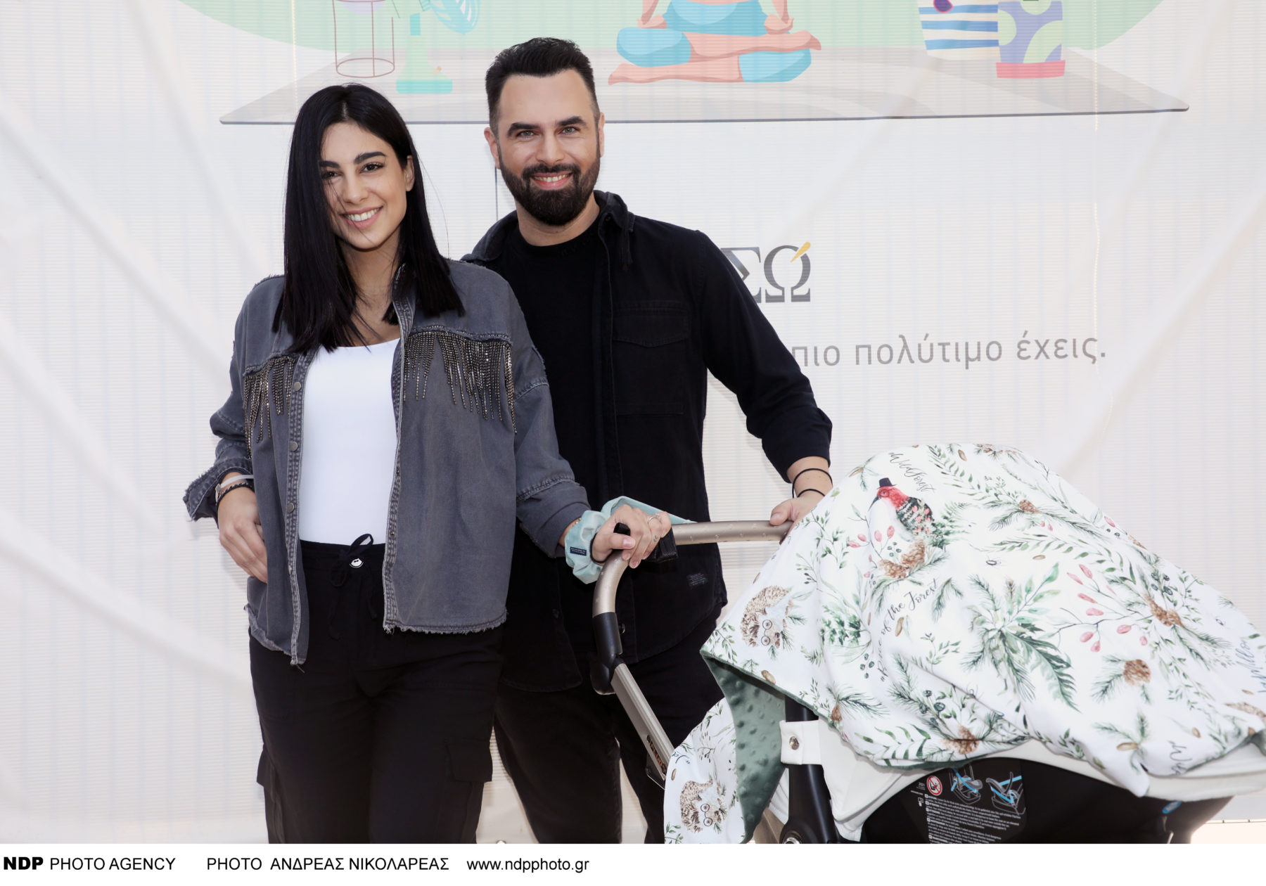 Γιώργος Παπαδόπουλος – Γαλάτεια Βασιλειάδη: Εξιτήριο από το μαιευτήριο - Δείτε φωτογραφίες