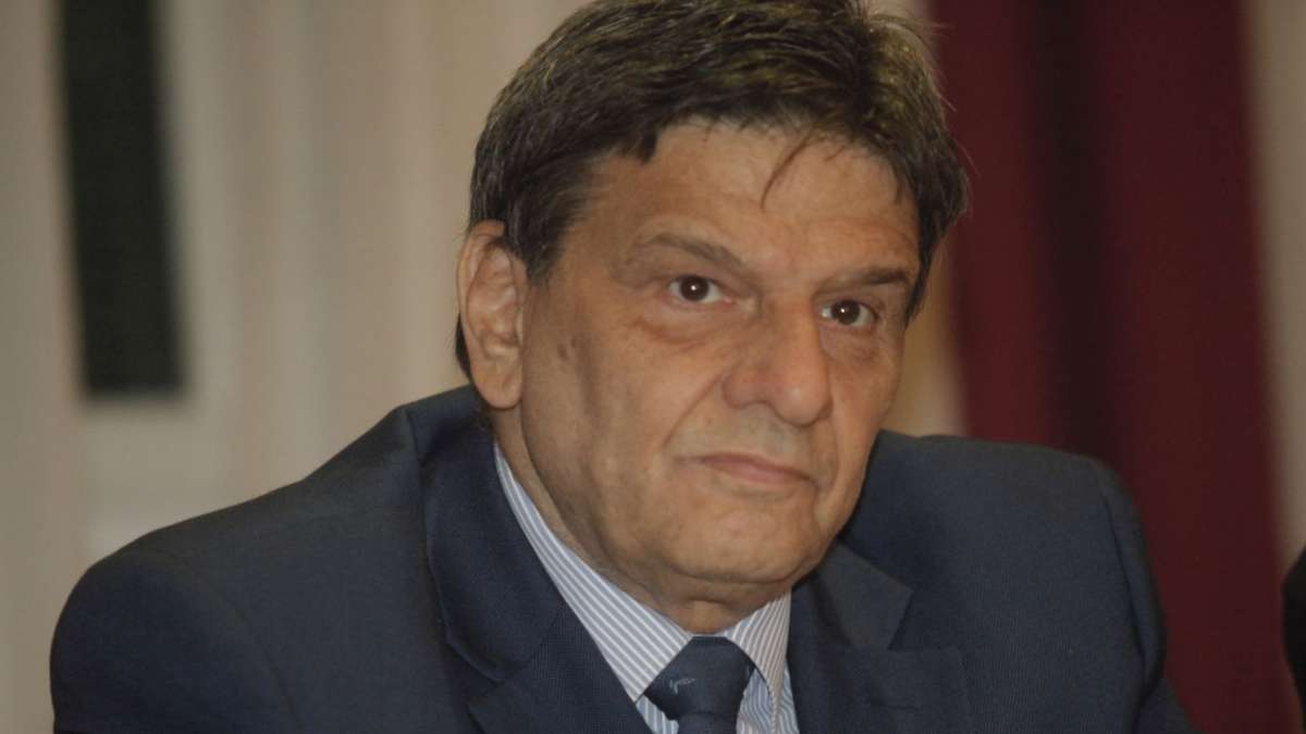 Αλέξης Μανθεάκης: Πέθανε ο πρώην εκπρόσωπος Τύπου της οικογένειας Ωνάση στην Αθήνα