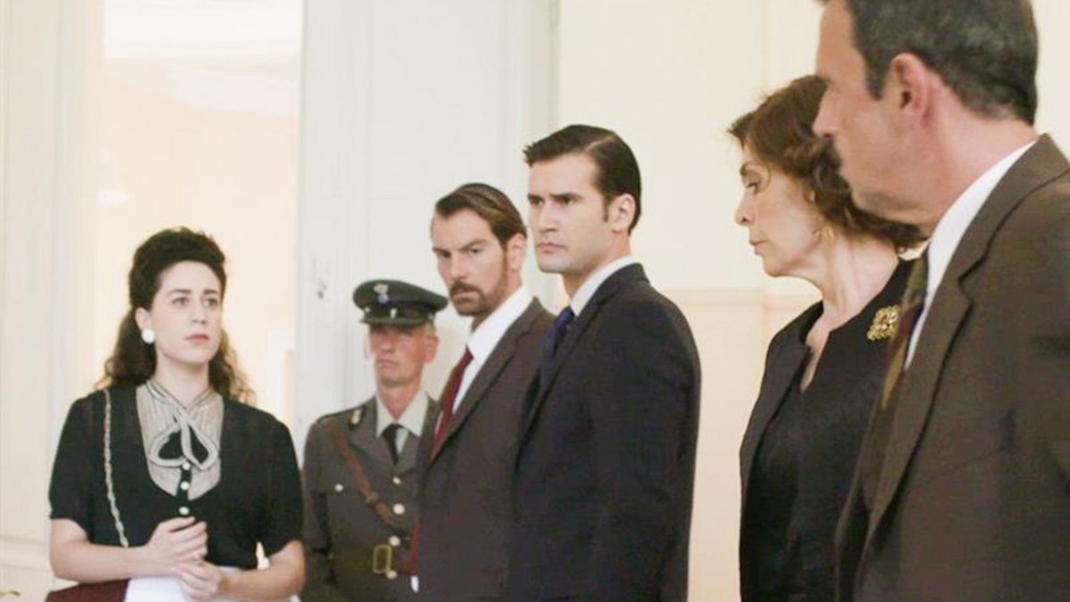 Επανασύνδεση στις Άγριες Μέλισσες - Ξανά μαζί οι...