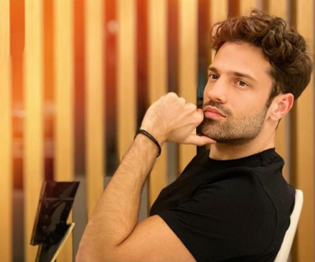 Kωνσταντίνος Αργυρός: Η συμβουλή του πατέρα του που τον οδήγησε να γίνει τραγουδιστής