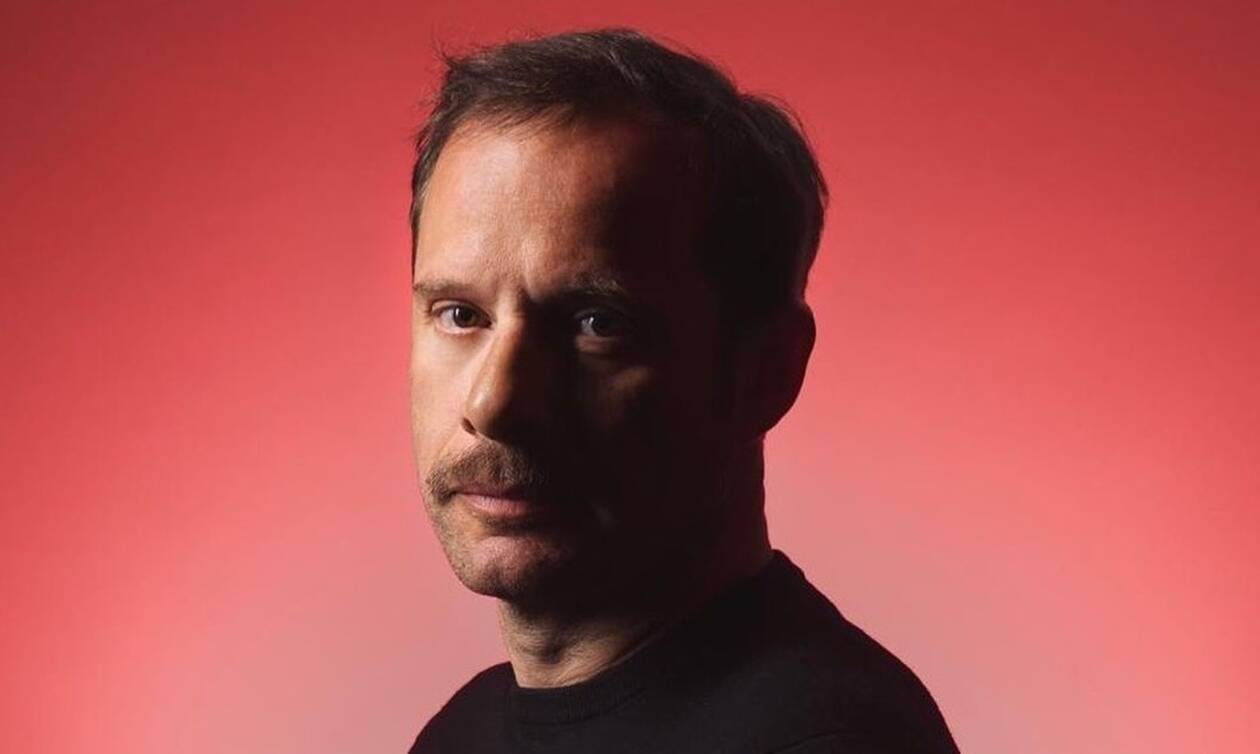 Γιώργος Πυρπασόπουλος: «Έχει τύχει να διακόψω αρκετές φορές παράσταση για κομπολόγια και κινητά»