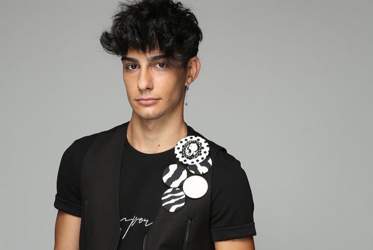 Nίκος Μπάρκουλης: Ερωτευμένος ο γιος του αξέχαστου ηθοποιού, Ανδρέα Μπάρκουλη