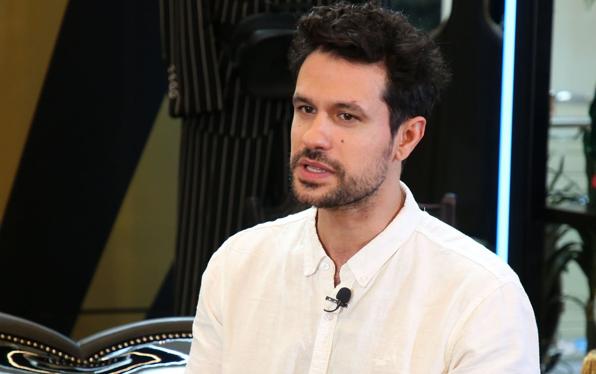 Ορφέας Αυγουστίδης: «Η σπουδαιότητα του #metoo είναι ότι είναι safe έτσι κι αλλιώς γιατί έχει σύμμαχο την ανθρώπινη αξιοπρέπεια»