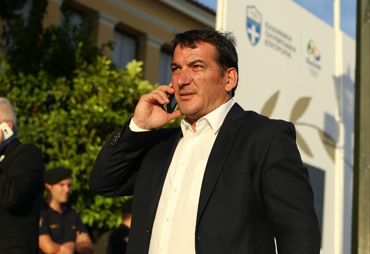 Θρήνος για τον Πύρρο Δήμα