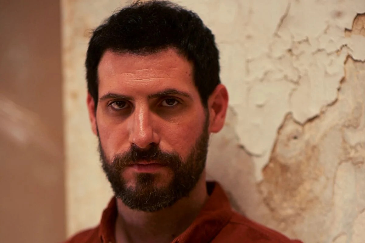 Σασμός spoiler: ο Άγγελος μαθαίνει τυχαία ποιος είναι ο πατέρας του