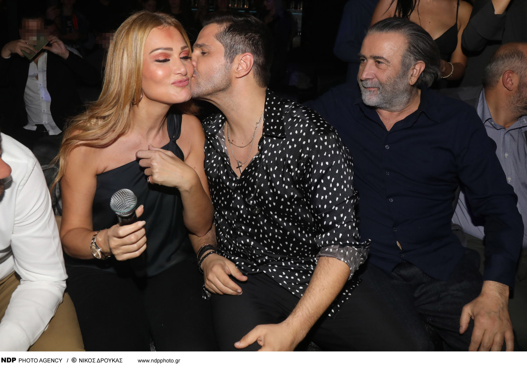 Νατάσα Θεοδωρίδου - Λάκης Λαζόπουλος: Διασκέδασαν στον Γιώργο Τσαλίκη [φωτογραφίες]