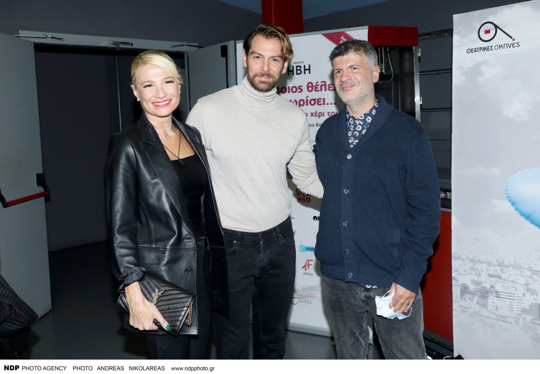 Σκορδά – Κουκουράκης: Τρυφερό τετ-α-τετ στο θέατρο - Τι συμβαίνει μεταξύ τους;