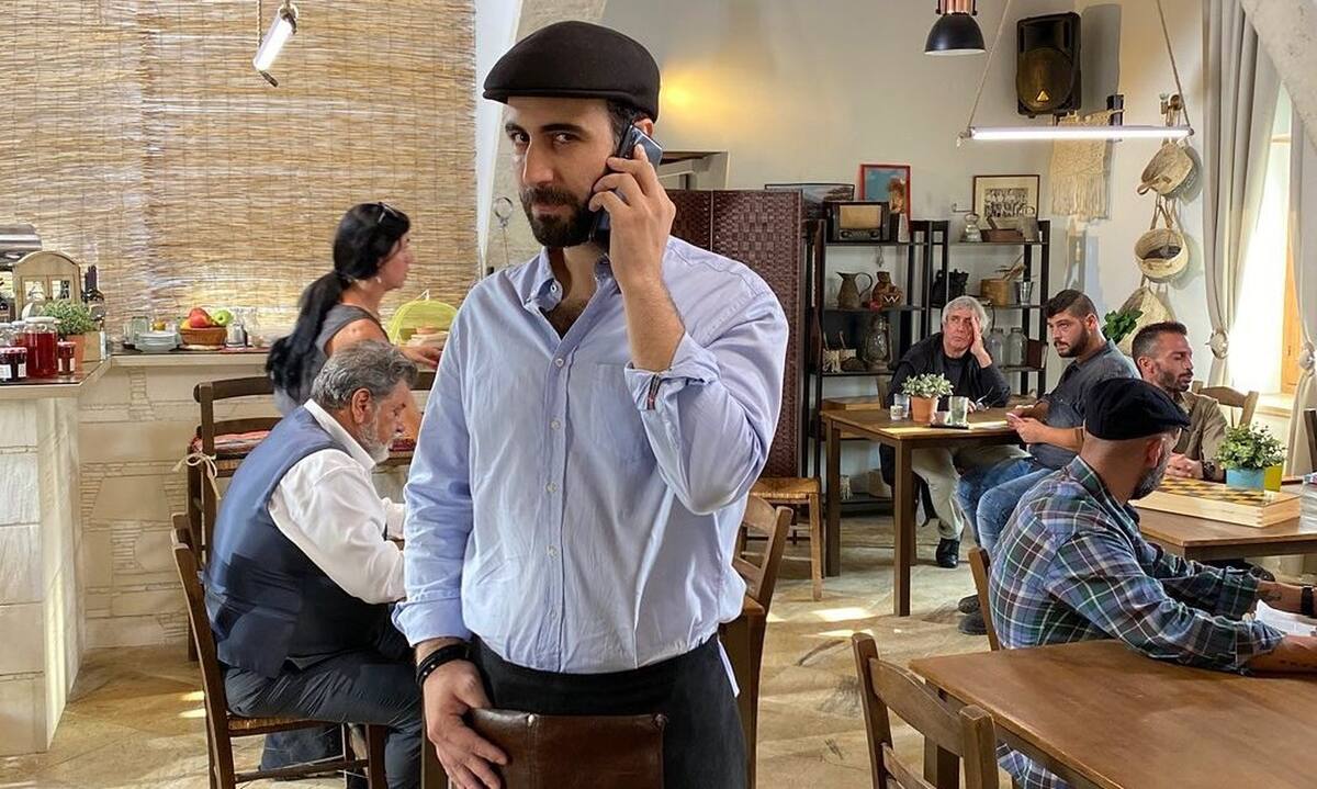 Γιάννης Κρητικός - Η γη της ελιάς: «Με τον ρόλο δεν έχω κοινά στοιχεία. Δεν ήμουν ποτέ κουτσομπόλης, το απεχθάνομαι»