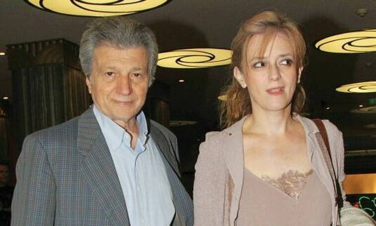 Μαρίνα Ψάλτη: «Τραγουδάω όταν κάνω δουλειές - Λέω πολύ Θεοδωράκη όταν κάνω τις βεράντες»