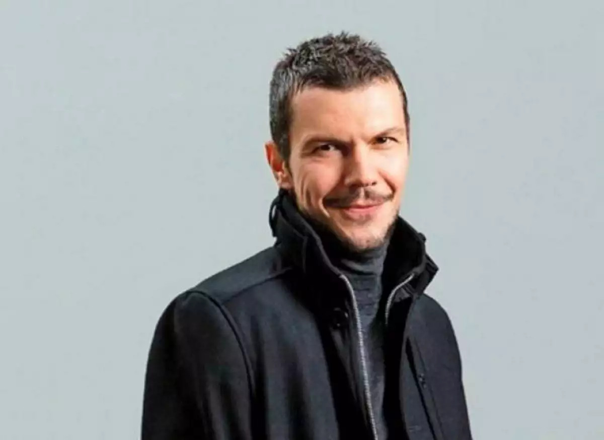 Ιωάννης Παπαζήσης: «Ήθελα να κάψω το πτυχίο του Εθνικού - Το μοναδικό θέατρο που δεν με έχει επιλέξει είναι το Εθνικό»