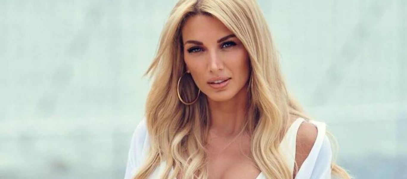 Κωνσταντίνα Σπυροπούλου: Δείτε την εντυπωσιακή μεζονέτα της στη Βούλα [φωτογραφίες]