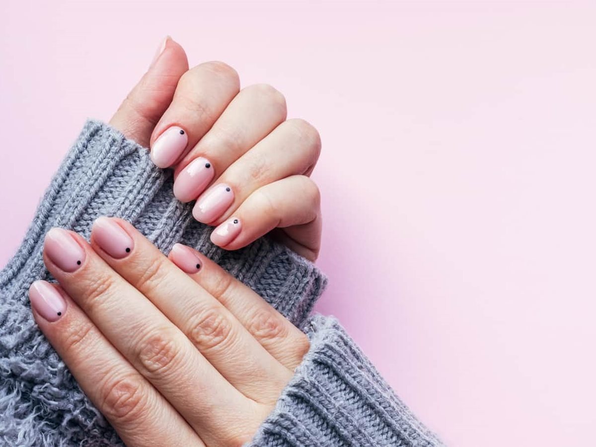 Κοντά νύχια: Αποτελούν την πιο hot τάση για φέτος - Εσύ θα το τολμήσεις;