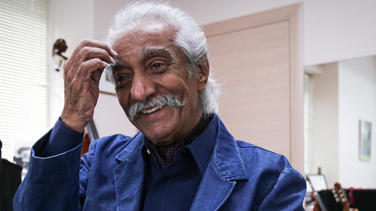 Κώστας Χατζής: «Γεννήθηκα μέσα στο ρατσισμό. Μας λέγανε γύφτους, αθίγγανους»