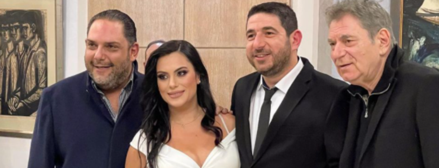 Ιδιαίτερες στιγμές για τον Άγγελο Διονυσίου - Πάντρεψε τον γιο του και είναι έτοιμος να γίνει παππούς (φωτογραφίες)