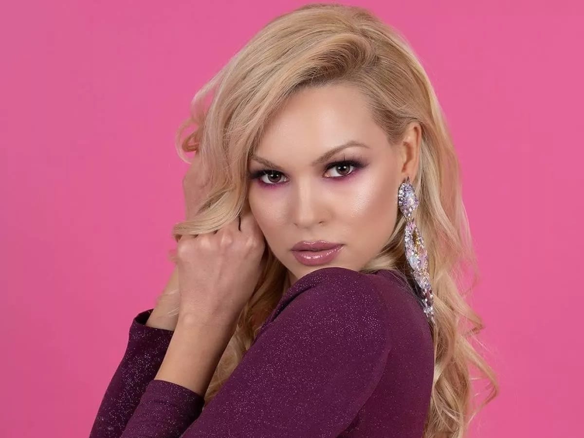 Βίκυ Κάβουρα: «Ήταν ήδη χαμηλός ο μισθός. Είναι ένα προσβλητικό ποσό που σε αναγκάζουν να φύγεις»