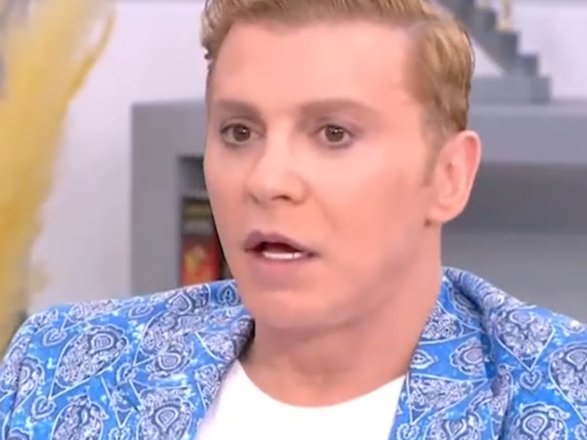 Ο Τάκης Ζαχαράτος μιλάει για την μάχη που έδωσε με την κατάθλιψη