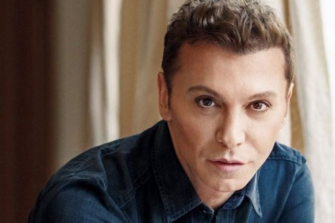 Ο Τάκης Ζαχαράτος μιλάει για την μάχη που έδωσε με την κατάθλιψη