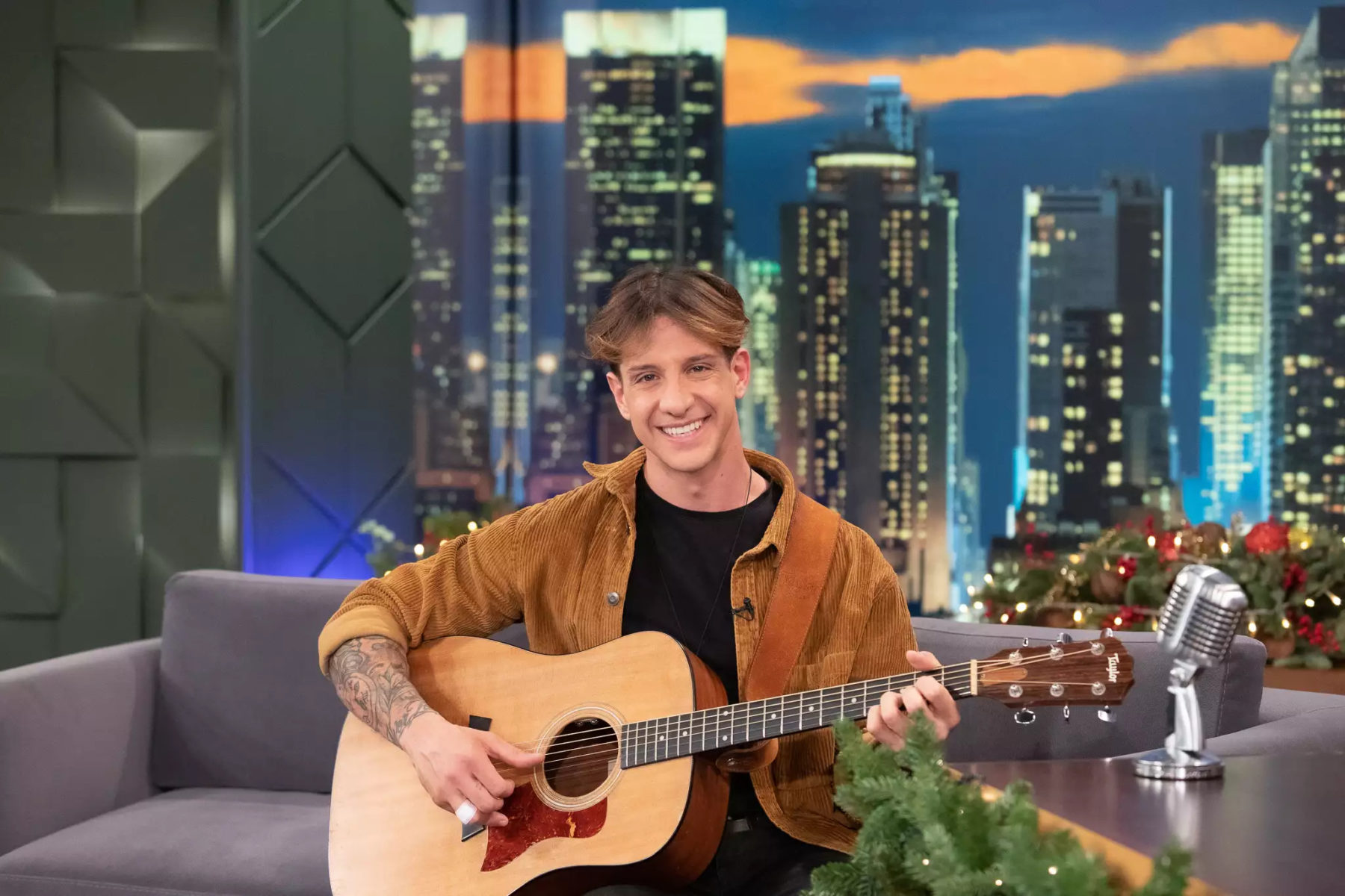 Ηλίας Μπόγδανος: «Όσο ήμουν στο Survivor, η Αλεξάνδρα Εξαρχοπούλου δεχόταν πόλεμο, οι κάμερες ήταν κάτω από το σπίτι της»