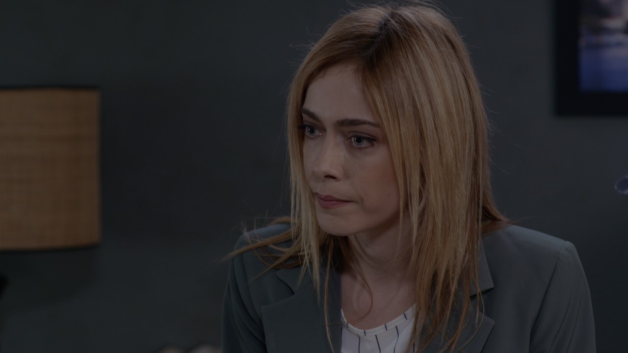 Ήλιος spoiler: η Αθηνά δεν πιστεύει πως ο Στέφανος έχει πεθάνει