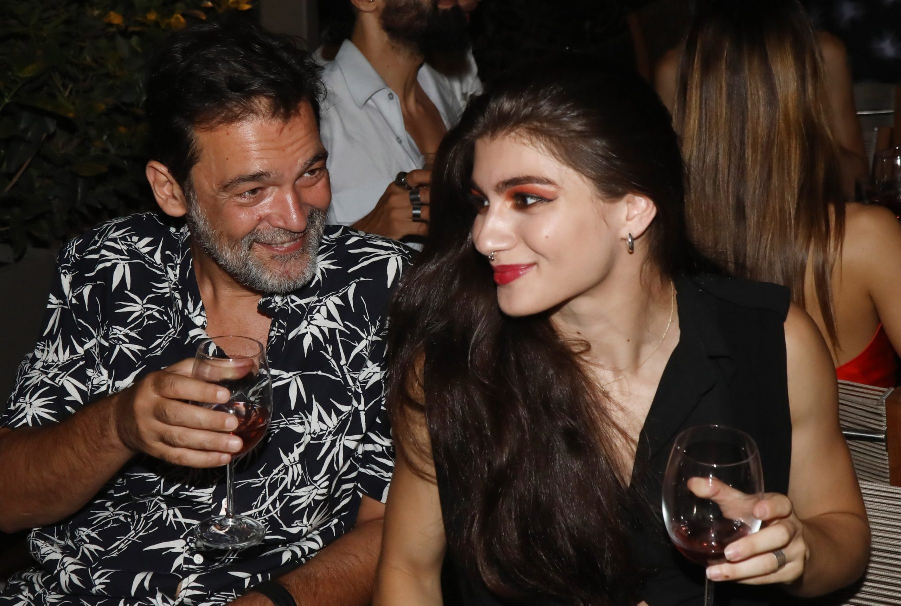 Κωνσταντίνος Καζάκος: Βραδινή έξοδος με την 24χρονη σύντροφό του Βασιλική Μακρή (φωτογραφίες)