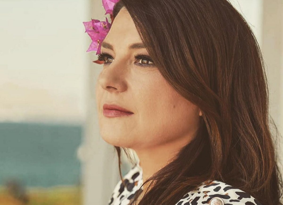 Κατερίνα Ζαρίφη: «Αν δεν καταφέρω να γίνω μαμά κοιλιάς, θα γίνω μαμά αγκαλιάς»