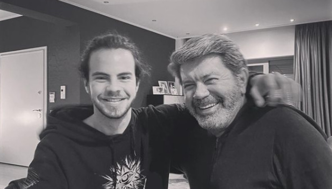 Άγγελος - Γιάννης Λάτσιος: Αυτό είναι το ανάκτορο που μένουν πατέρας και γιος (φωτογραφία)