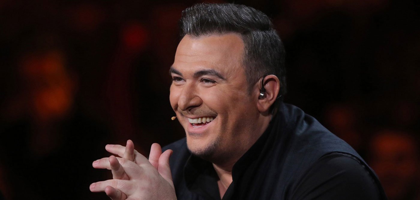 Αντώνης Γούναρης: «Ο Αντώνης Ρέμος είναι λίγο παράξενος στη συνεργασία. Θέλει να έχει τους μουσικούς στην τσίτα και τον μαέστρο στο ένα πόδι»