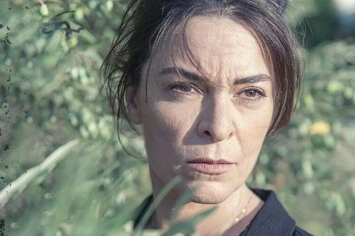 Σασμός spoiler: η Μαρίνα ανακοινώνει στην Αργυρώ και τον Πετρή πως παντρεύεται