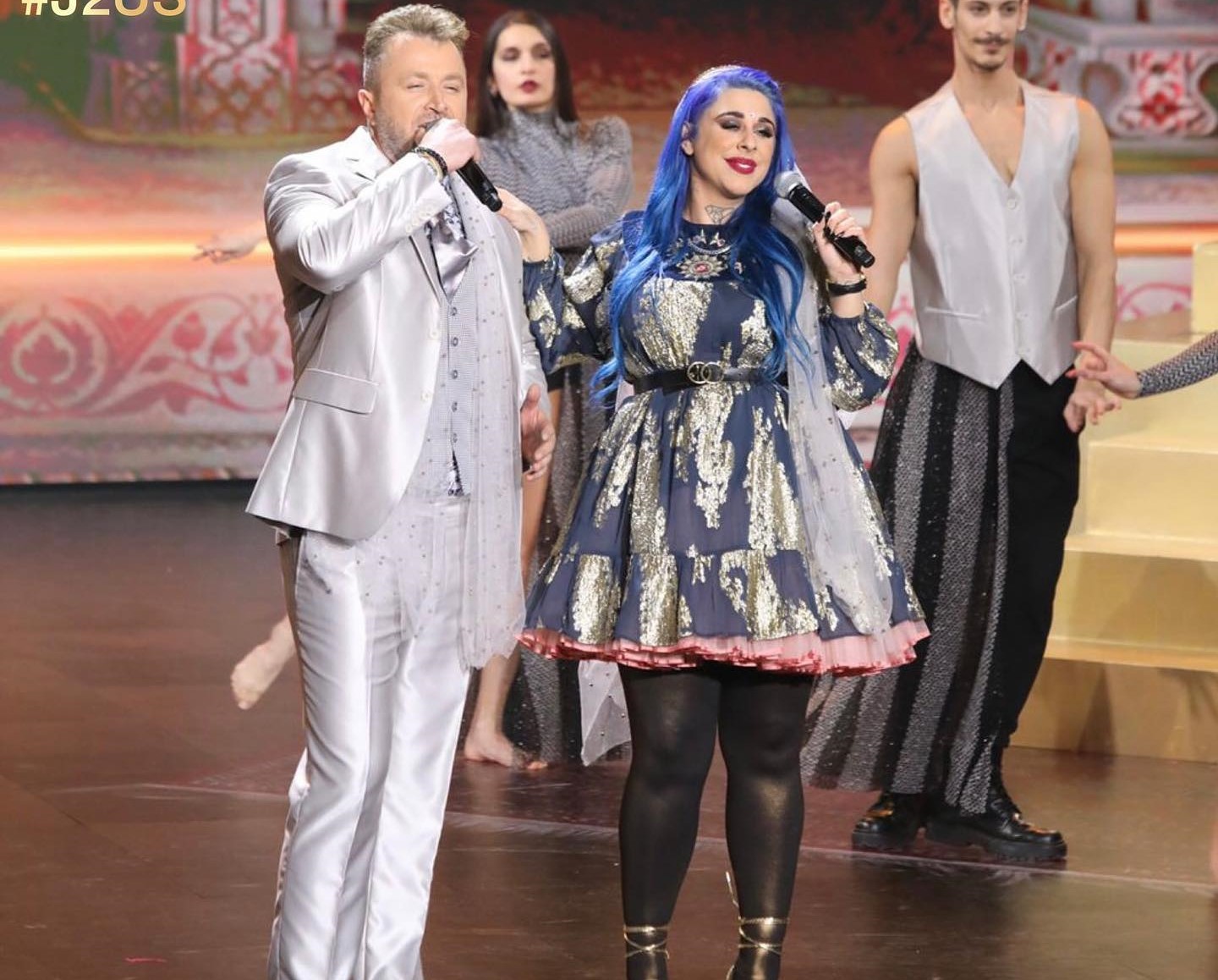 J2US: αυτή ήταν η τελευταία εμφάνιση της Σούπερ Κικής και του Γιώργου Βελισσάρη