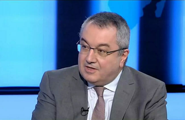 Μόσιαλος για μετάλλαξη Όμικρον: τι ισχύει για την προστασία μετά από τους εμβολιασμούς