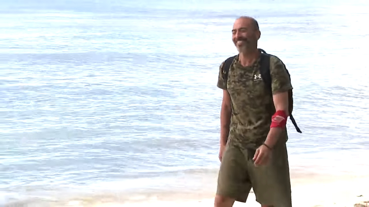 Survivor 5: ο Βαλάντης χρειάστηκε να μεταφερθεί στο νοσοκομείο μετά - Οι δηλώσεις του όταν επέστρεψε