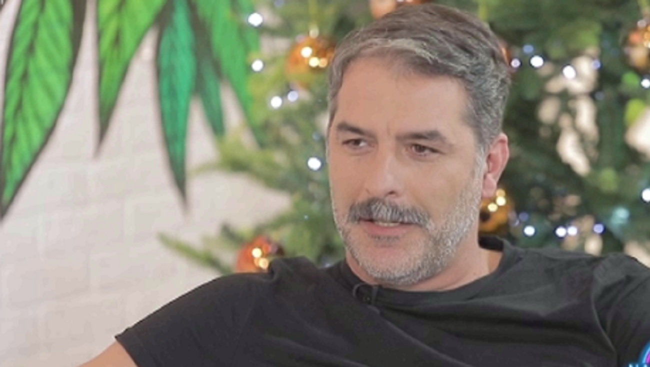 Βασίλης Μπισμπίκης: Πατέρας και γιος.. σαν δυο σταγόνες νερό (φωτογραφία)