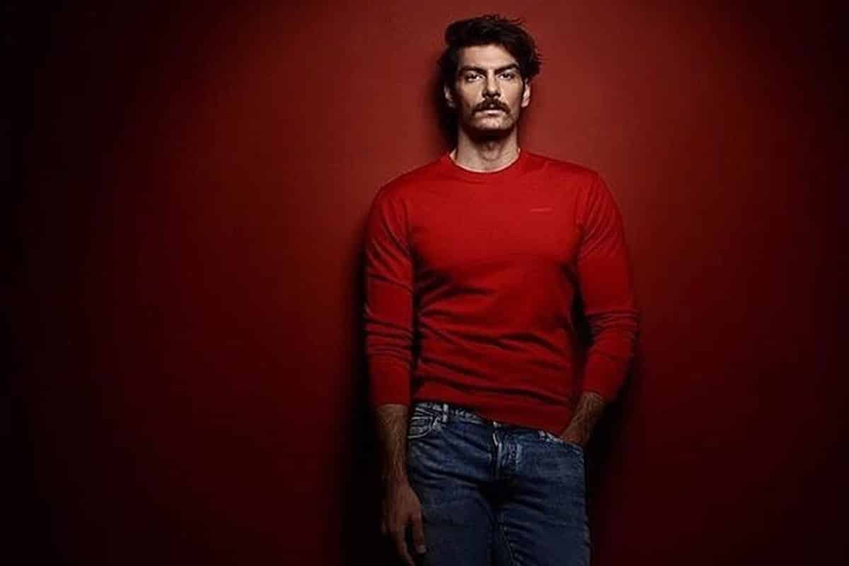 Γιάννης Κουκουράκης: η ζωή, οι ρόλοι και οι μεγάλοι έρωτες του Κωνσταντή από τις Άγριες Μέλισσες