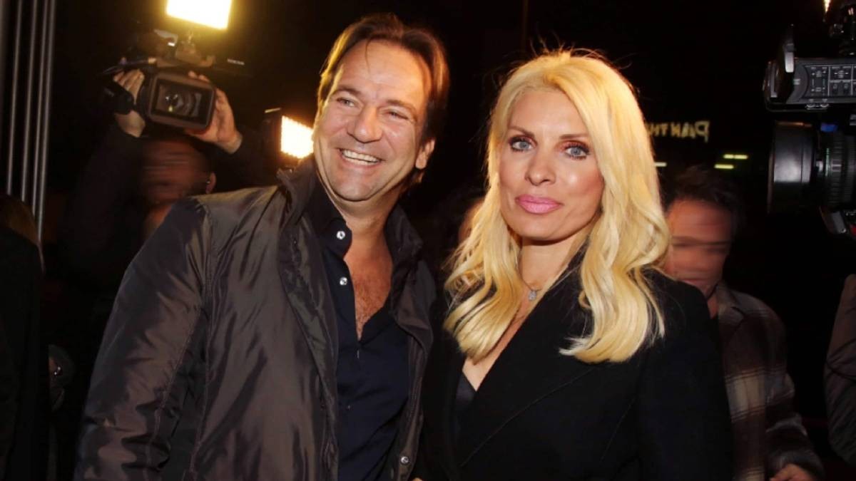 Μάκης Παντζόπουλος: Βόλτα με την μικρή Μαρίνα χωρίς την Μενεγάκη (φωτογραφίες)