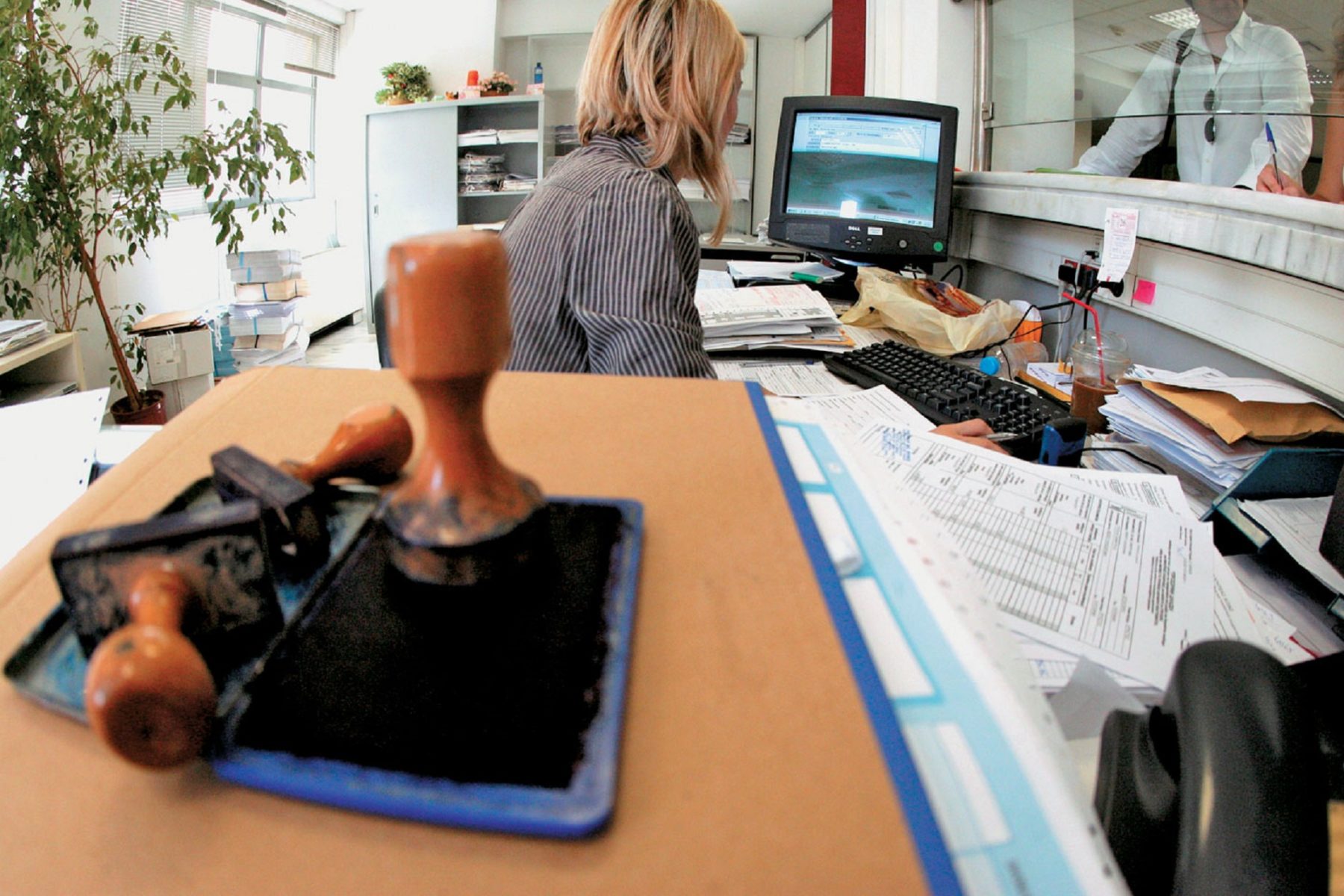 Υπουργείο Εργασίας: χωρίς ιατρική γνωμάτευση η 5νθήμερη άδεια Covid