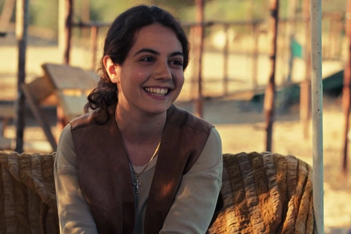 Η γη της ελιάς spoiler: το πρώτο φιλί της Άννας και του Λεωνίδα