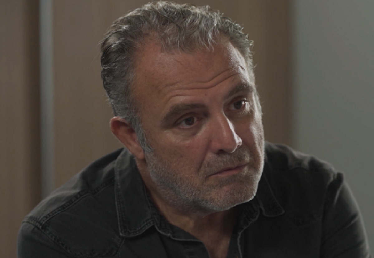 Η γη της ελιάς: ο Στάθης στα πλοκάμια της μαφίας