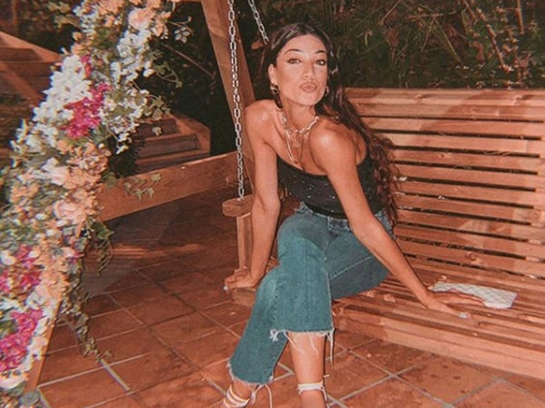 Ήβη Αδάμου: Σπάνια φωτογραφία με τον Μιχάλη Κουινέλη και την κόρη τους