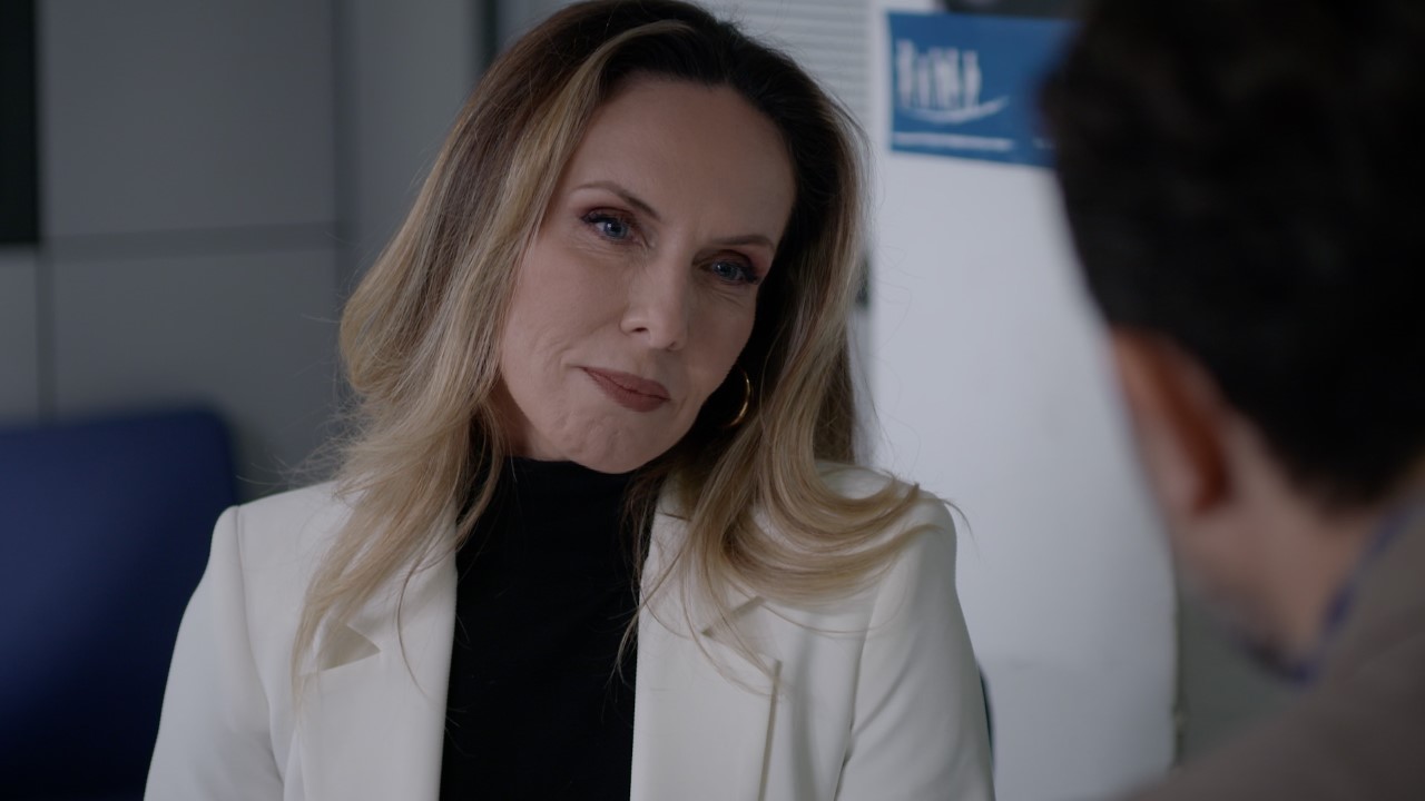 Ήλιος: η Γαλανού εμφανίζεται στο τμήμα και καταθέτει όλη την αλήθεια