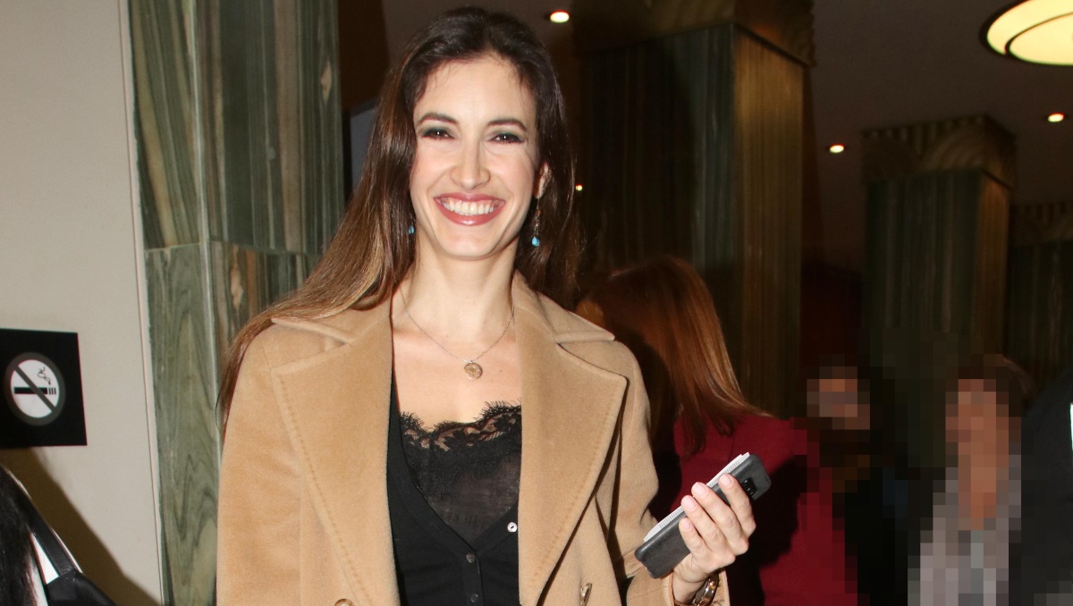 Μάρα Δαρμουσλή: Ποζάρει με τον 21 ημέρων πρίγκιπάς της