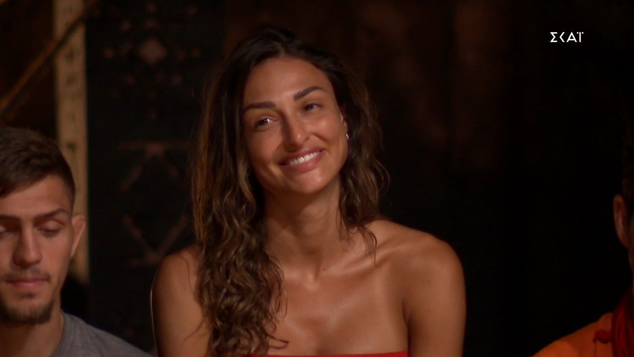 Survivor 5 - Ναυσικά Παναγιωτακοπούλου: ο Κώστας Πηλαδάκης στηρίζει τη σύντροφό του