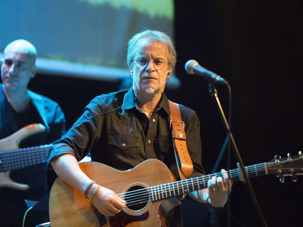 Μίλτος Πασχαλίδης: Θετικός στον κορονοϊό ο τραγουδιστής