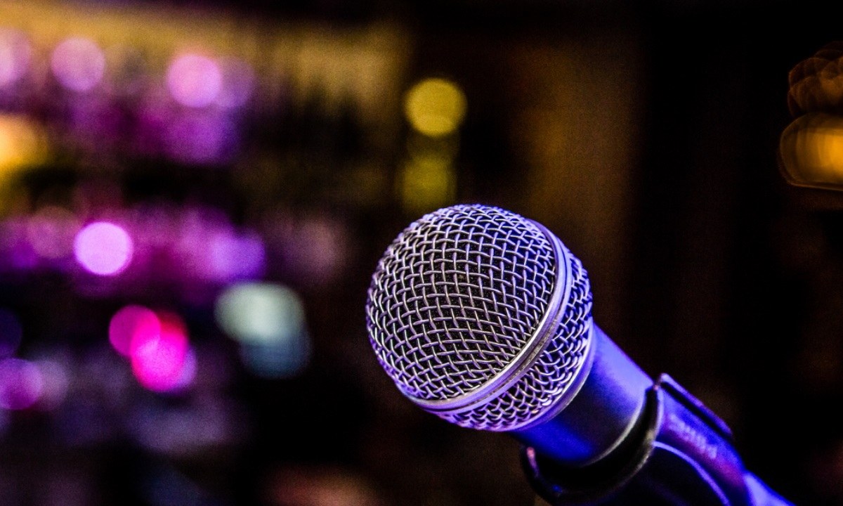 Πασίγνωστη Ελληνίδα τραγουδίστρια θύμα revenge pοrn - «Έχω μείνει στο περιθώριο, έχω χάσει άπειρες φορές τη δουλειά μου»