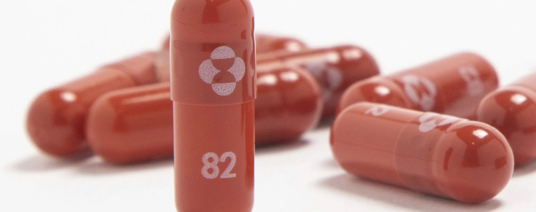 ΕΟΔΥ: Από τη Δευτέρα η κατ'οίκον διάθεση των αντιικών χαπιών κατά του κορονοϊού