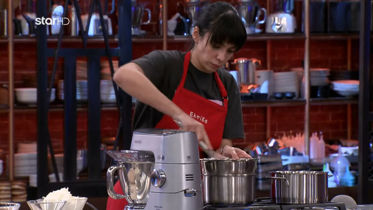 MasterChef 2022: εκνευρίστηκε με τη Φανή η Ελπίδα - «Αν δε σταματήσεις, θα ανέβω πάνω!»