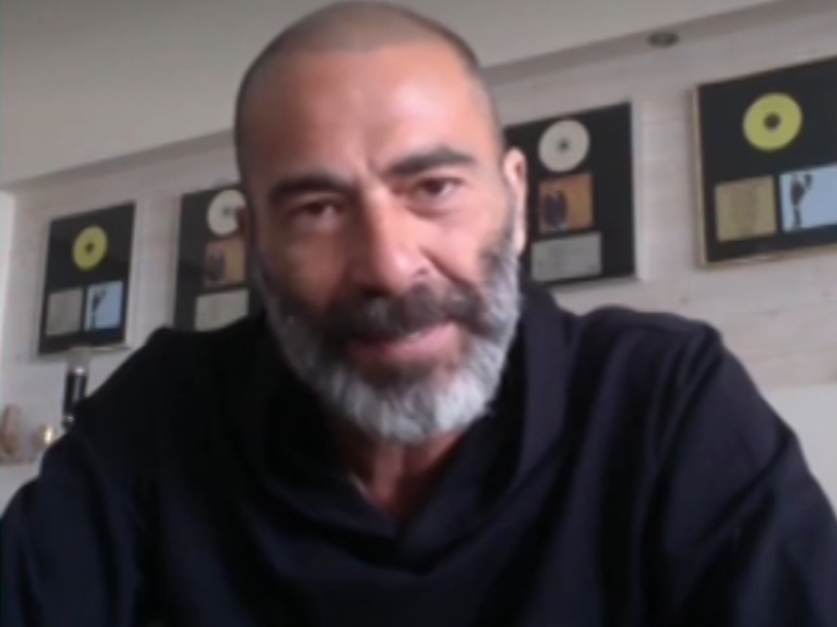 Βαλάντης: Θετικός στον κορονοϊό για τρίτη φορά ο τραγουδιστής