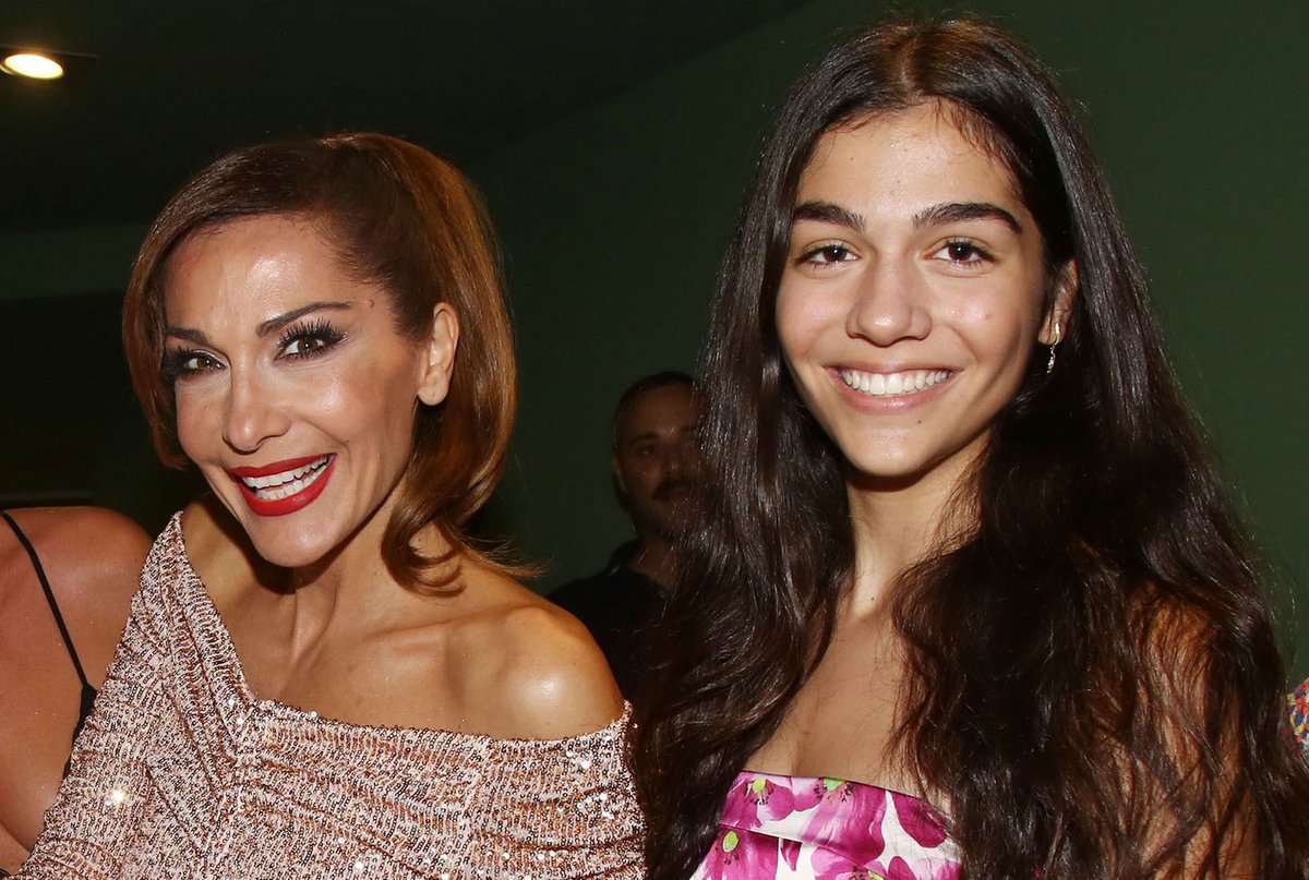 Μελίνα Νικολαΐδη: Η κόρη της Βανδή ποζάρει αγκαλιά με τον Μπισμπίκη