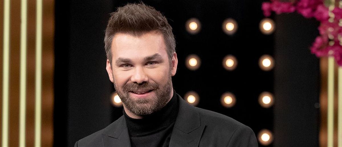 Γιώργος Σαμπάνης: «Λίγα πράγματα ξέρει ο κόσμος για μένα, από επιλογή μου»